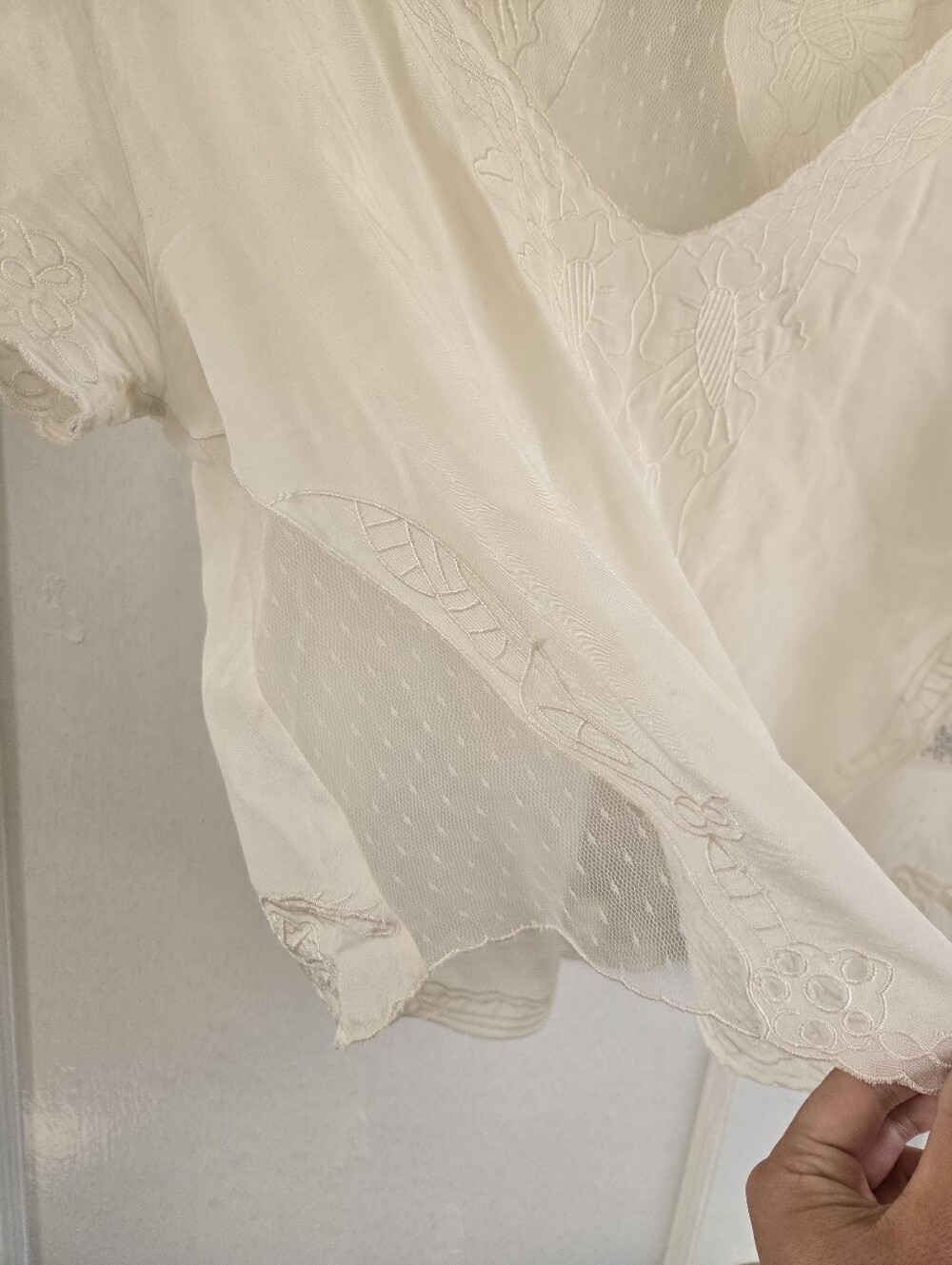 Embroidered Lace Top - Picture 6 of 7